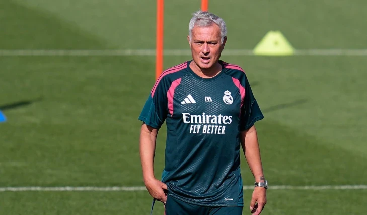 Mourinho cùng Real chạm trán Inter. Ảnh: Dennis Agyeman/Getty Images.