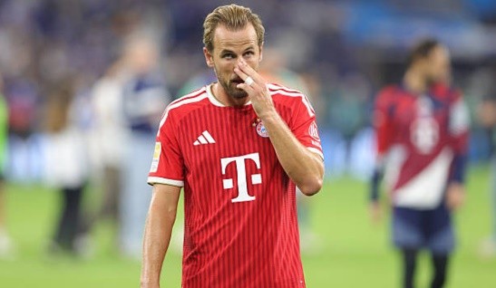 Kane đang đứng trước cơ hội để cạnh tranh QBV. Ảnh:  Jürgen Fromme - firo sportphoto/Getty Images.