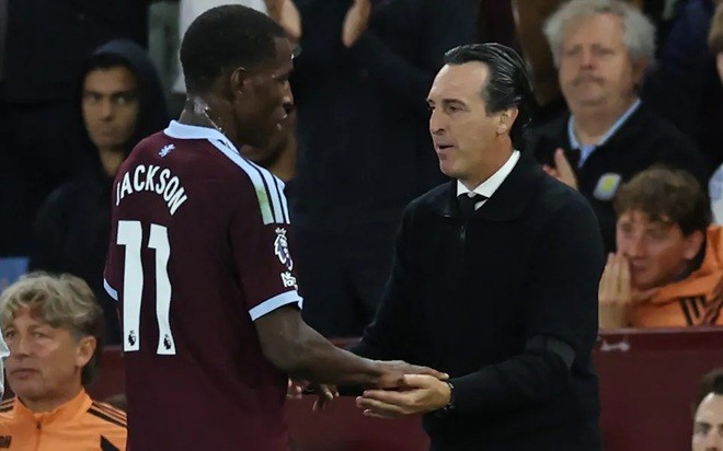 Emery đã nhiều lần xây dựng các đội hình thành công. Ảnh: Getty Images/Darren Staples.