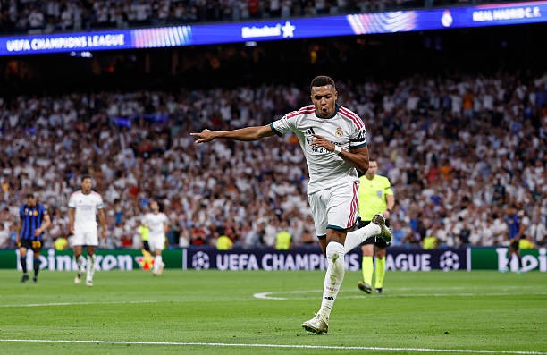 MU phải nuối tiếc nhiều khi bỏ qua Mbappe. Ảnh của Sara Gordon/Real Madrid - Getty Images.