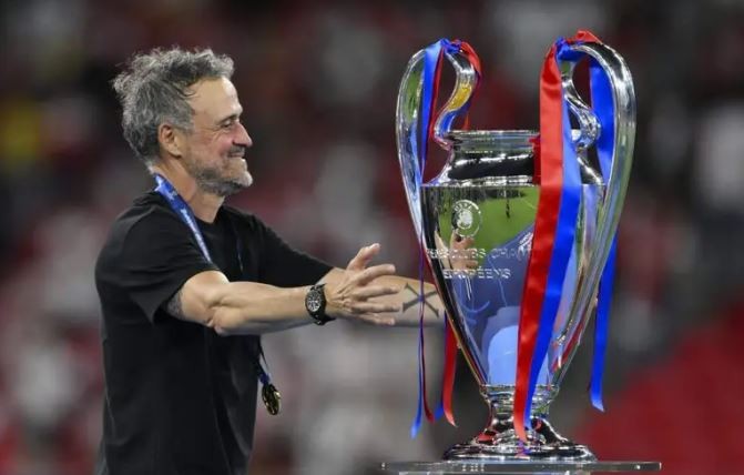 PSG đang hướng tới chiếc cúp thứ ba liên tiếp. Ảnh: David Ramos/Getty Images.