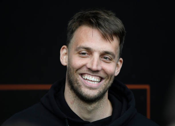 Từ kẻ vô danh đến hiện tượng khiến nước Anh chao đảo. Ảnh: Stu Forster/Getty Images.