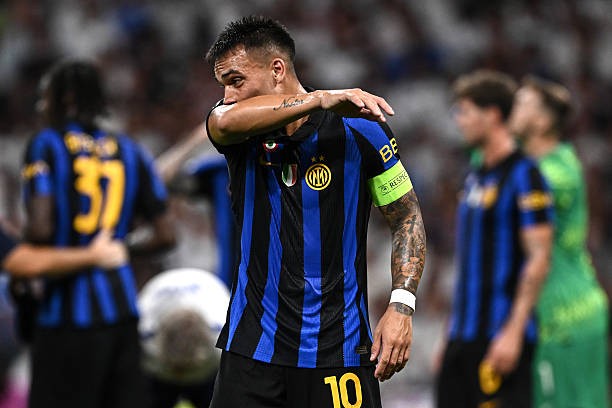 Lautaro Martinez thất vọng với trận thua Real Madrid. Ảnh: Image Photo Agency/Getty Images