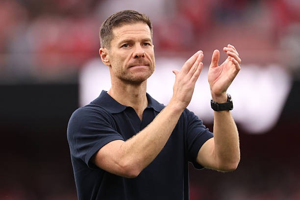 Xabi Alonso tin Chelsea có thể cải thiện hàng phòng ngự. Ảnh: Marc Atkins/Getty Images)