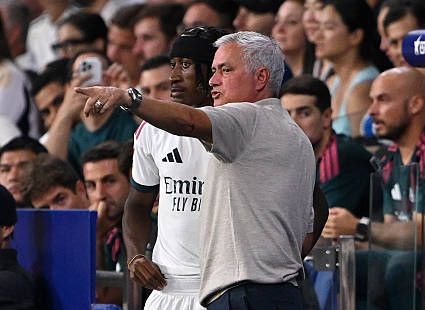Diomande chưa có cơ hội đá chính dưới thời Mourinho. Ảnh: David Ramos/Getty Images.
