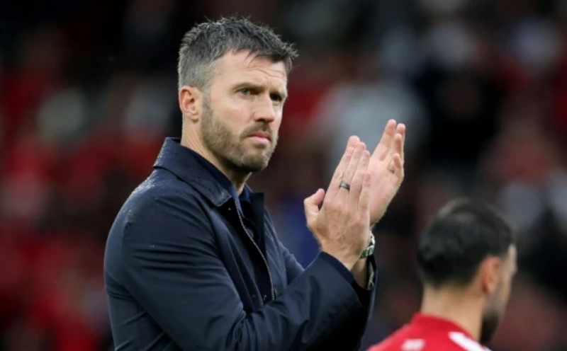 Carrick cần giúp MU tìm lại niềm vui chiến thắng. Ảnh: Richard Sellers/Getty Images.