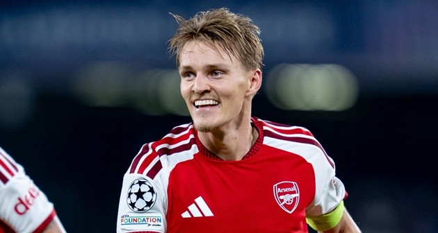 Odegaard lại lập công cho Arsenal. (Ảnh: Peter Smith/Sky Sports)