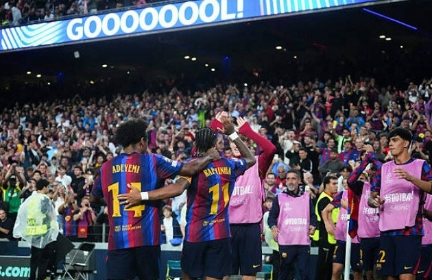Barca đang trình diễn thứ bóng đá cuốn hút. Ảnh: Sergio Ruiz / Pressinphoto / Icon Sport.