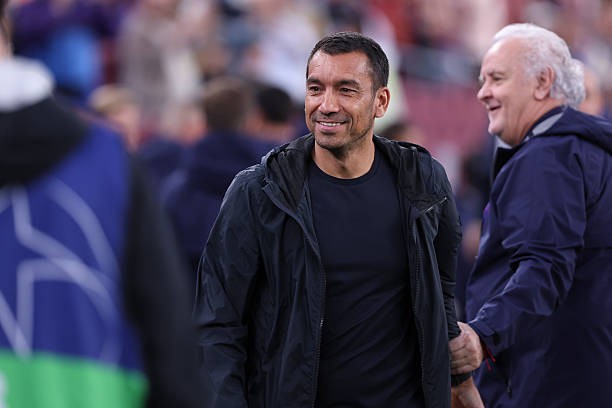 Giovanni van Bronckhorst có những chia sẻ đáng chú ý sau trận thua Barcelona. Ảnh: Javier Borrego/Europa Press via Getty Images.
