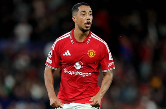 Youri Tielemans (6.8): Đóng góp một pha kiến tạo thành bàn trong hiệp một. Anh sớm được huấn luyện viên rút ra nghỉ ngay sau giờ nghỉ giải lao nhằm bảo toàn thể lực cho các trận đấu tại giải quốc nội.