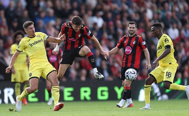 Bournemouth và Brentford chia điểm kịch tính. Ảnh: Dan Istitene/Getty Images. 
