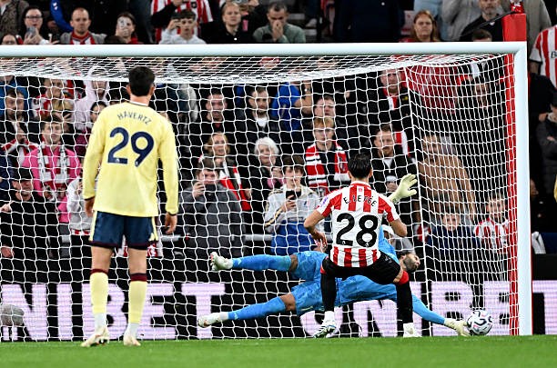 Raya cứu nguy cho Arsenal. Ảnh của David Price/Arsenal FC - Getty Images.