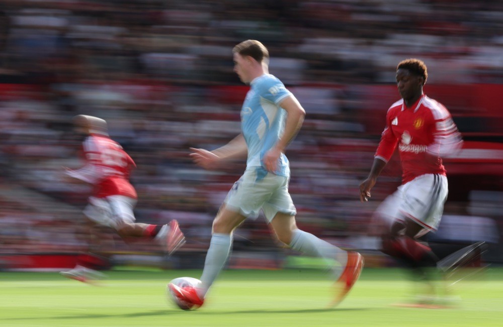Elliot Anderson – 9 điểm: Trận derby đầu tiên quá ấn tượng của tân binh Man City. Càng chơi càng bản lĩnh với hàng loạt tình huống đánh chặn kịp thời, giải tỏa áp lực cho đội nhà.