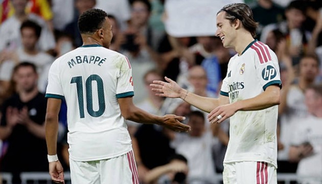Carreras và Mbappe đều góp dấu giày vào chiến thắng 4 sao của Real Madrid. Ảnh: 