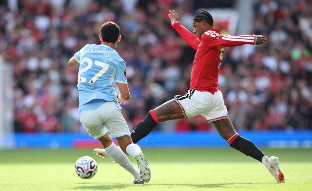 Man Utd không thể tận dụng lợi thế sân nhà trước Man City. (Ảnh: EPA Images)