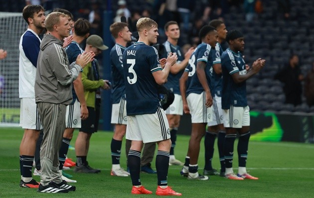 Newcastle được đánh giá cao hơn Leeds United. (Ảnh: EPA Images)