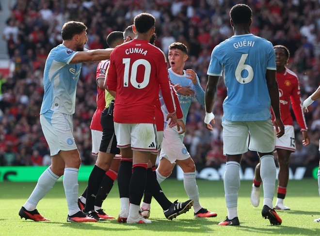 Phil Foden sẽ nghỉ 3 trận ở giải quốc nội. Ảnh: EPA.