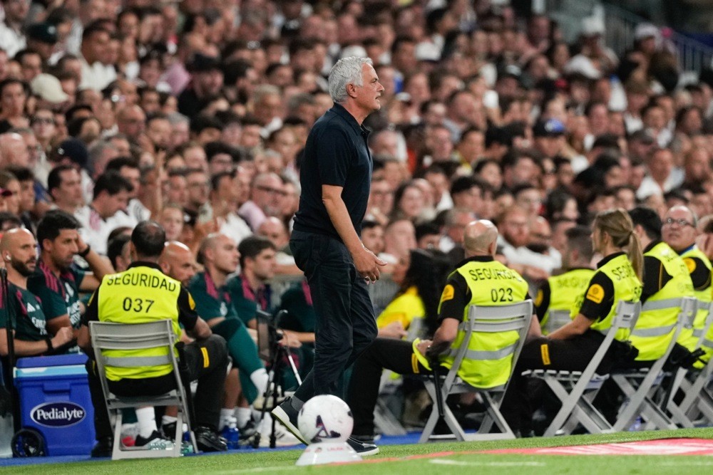 Đội bóng của Mourinho vừa giành chiến thắng kịch tính. Ảnh: EPA.