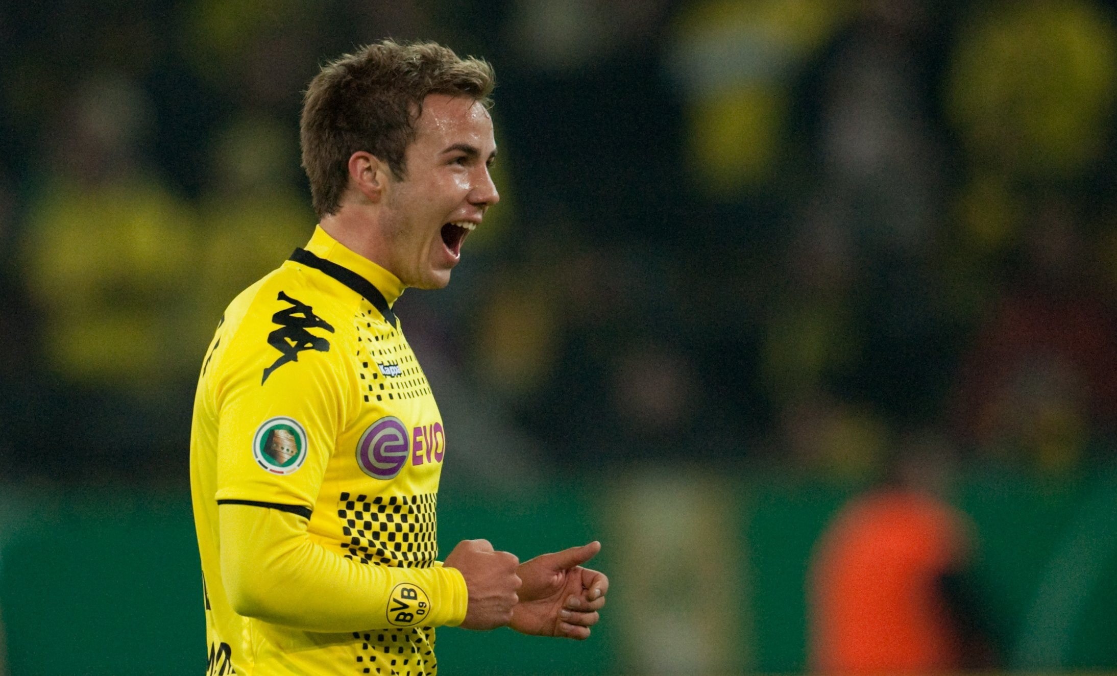 Gotze tiếp tục đam mê theo cách riêng của mình. (Ảnh: EPA Images)
