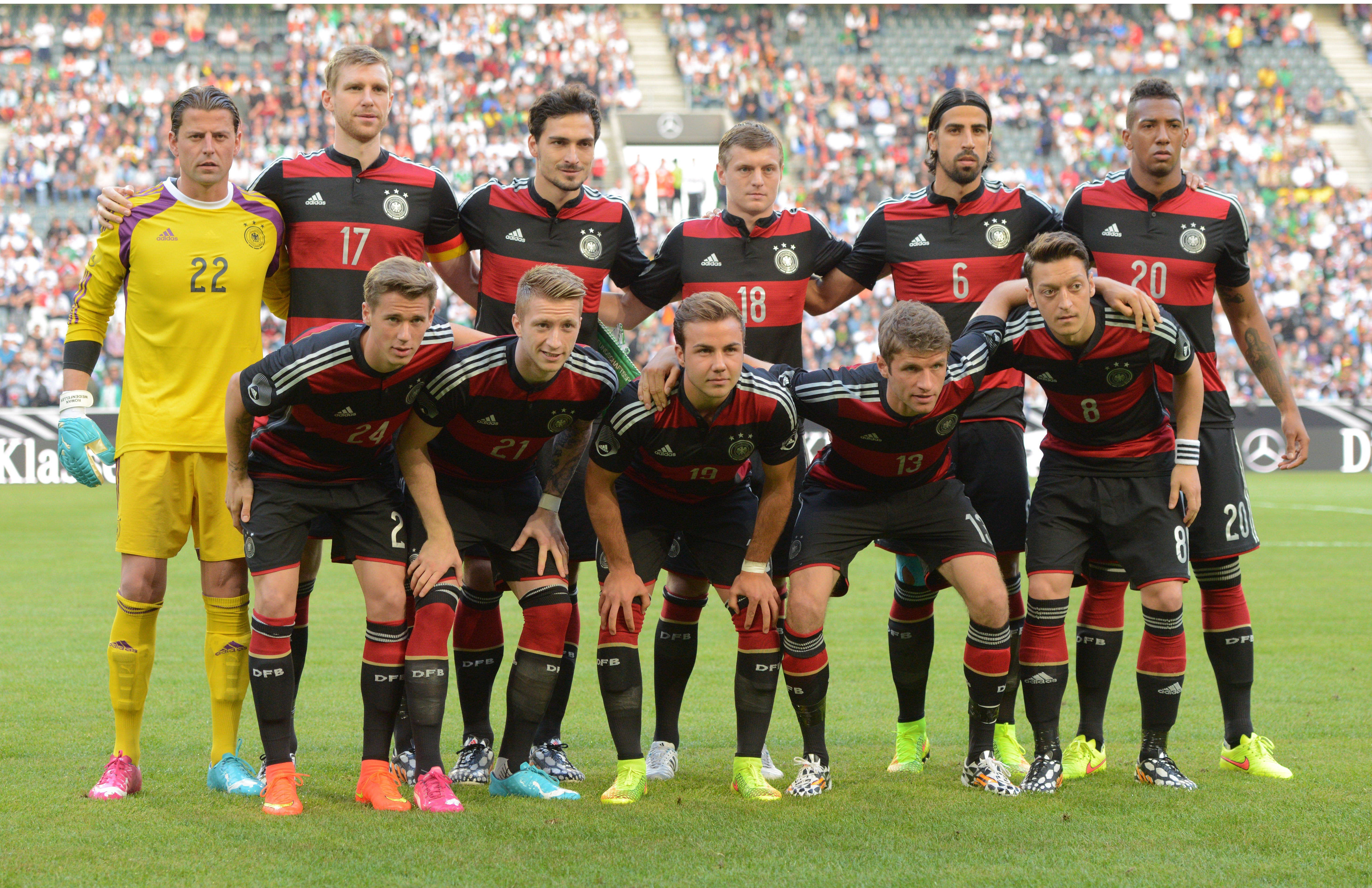 Gotze bước vào lịch sử bằng khoảnh khắc định đoạt World Cup. (Ảnh: EPA Images)