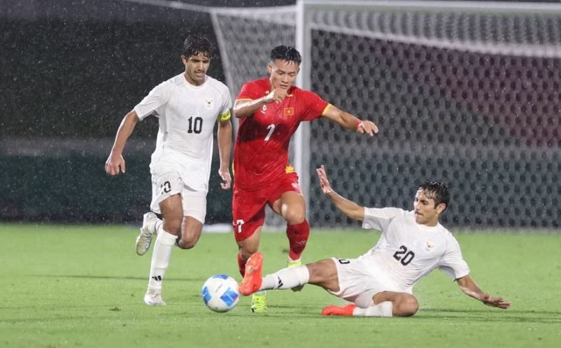 U23 Việt Nam bỏ lỡ không ít cơ hội trước . Ảnh: Hoàng Hồ (VFF).