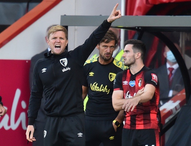 Eddie Howe có nhiều dấu ấn trong lịch sử Bournemouth. Ảnh: EPA.