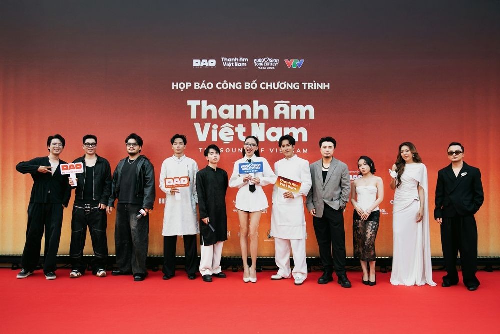 toc tien thnh am viet namFENNTEAM0001-015.jpg