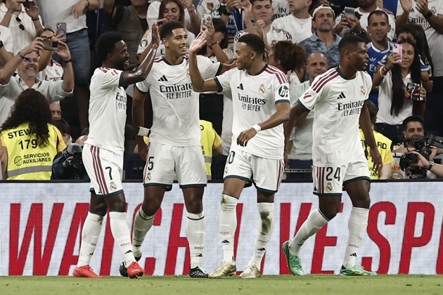 Jose Mourinho đánh giá cao những cầu thủ như Jude Bellingham. Ảnh: EPA