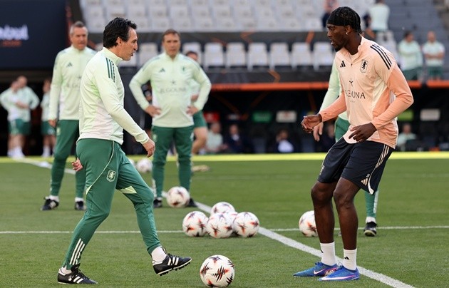 Abraham vừa ghi bàn tại Carabao Cup. (Ảnh: EPA Images)