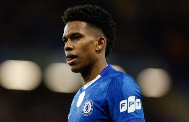 Chelsea không bán Estevao cho Liverpool. Ảnh: EPA.