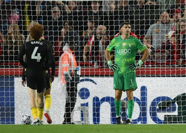 Chelsea thua trắng 0-3 trên sân của Brentford. Ảnh: EPA/DANIEL HAMBURY