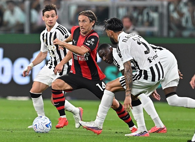 NHM Milan chờ đợi màn tái xuất của Modric. Ảnh: EPA.