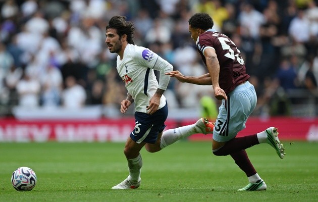Tottenham nhận hàng loạt thống kê tệ hại. (Ảnh: EPA Images)