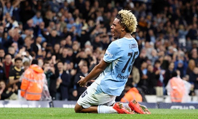 Cha của Samba là nguồn động lực lớn nhất cho sao trẻ Man City. (Ảnh: EPA Images)
