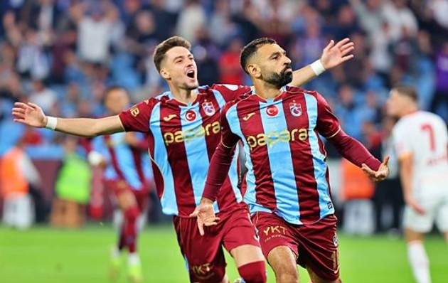 Salah tỏa sáng rực rỡ trong chiến thắng đậm của Trabzonspor. Ảnh: 
