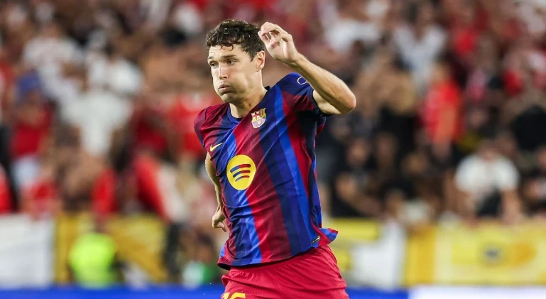 Andreas Christensen - 7.5 điểm: Điểm sáng nổi bật nhất nơi hàng thủ nhờ khả năng đọc tình huống mẫu mực và can thiệp giải nguy chuẩn xác. Ảnh: Irina R. Hipolito/Getty.