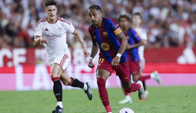 Raphinha tạo nên lịch sử ghi bàn ở La Liga. (Ảnh: EPA Images)