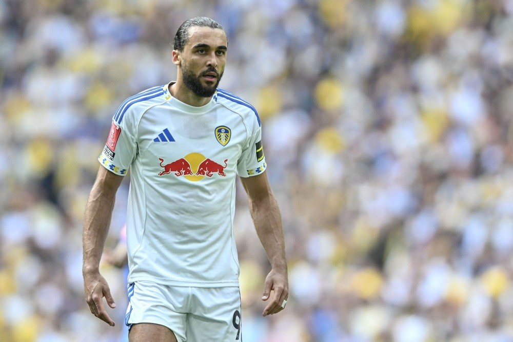 Dominic Calvert-Lewin không thể giúp Leeds United giành 3 điểm trước Crystal Palace. Ảnh: EPA.