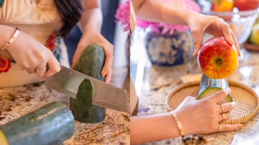 Táo và bí được dùng để làm khung cho phần đầu và thân của chú chó bưởi.