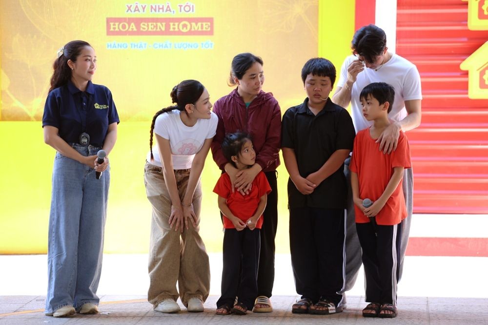mai am gia dinh viet tran ngoc vang (1).jpg