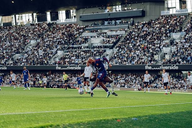 Bryan Mbeumo – 5/10 Bị thủ thành Leno chối từ một bàn thắng lẽ ra đã trở thành siêu phẩm cứa lòng.