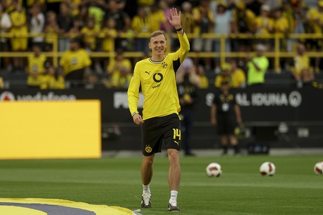 Beier là tiền đạo đa năng của Dortmund. Ảnh: EPA
