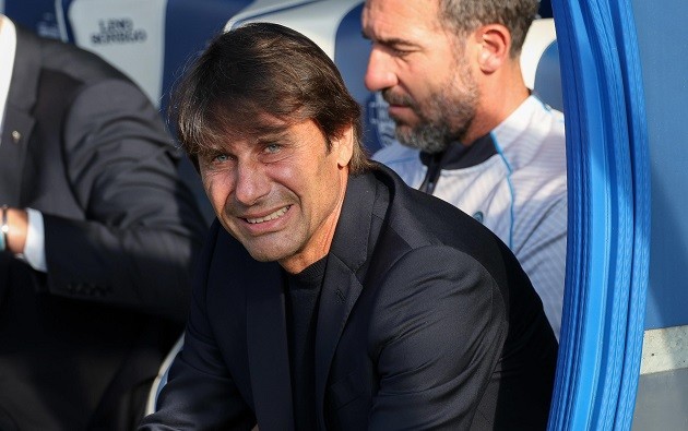 Conte lọt vào tầm ngắm của BLĐ MU. Ảnh: EPA.