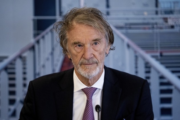 Sir Jim Ratcliffe bị chỉ trích vì thành tích không tốt của Man Utd trên sân cỏ. Ảnh: EPA