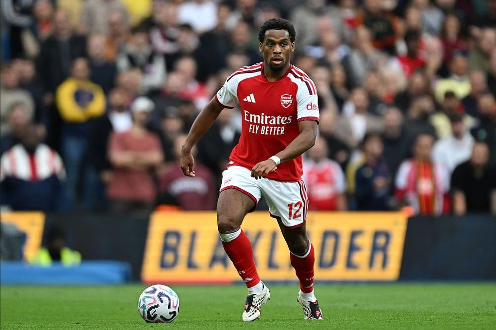 Jurrien Timber gây thất vọng trong trận thua Brighton. Ảnh: Stuart MacFarlane/Arsenal FC.