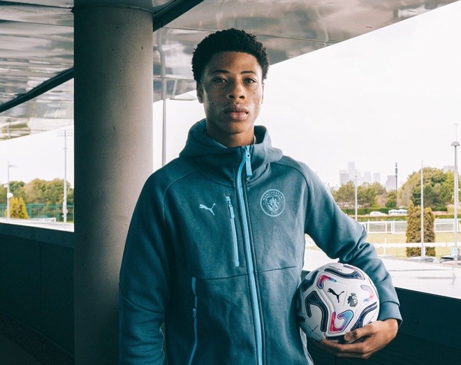  Nduka đã quyết định đến Man City. Ảnh: Instagram.