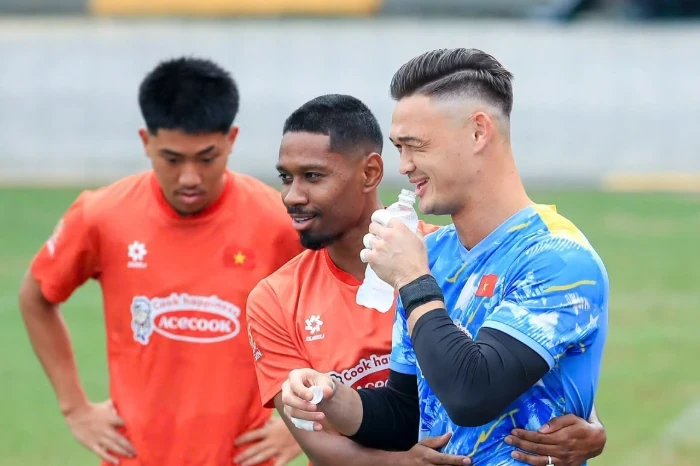 Cao Pendant Quang Vinh quyết tâm vô địch FIFA ASEAN Cup. Ảnh: Fanpage VFF.