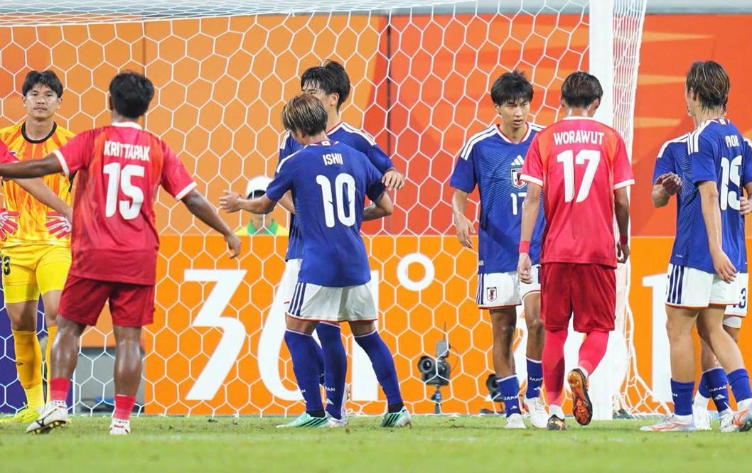 U23 Nhật Bản đi tiếp với ngôi nhất bảng A sau 3 trận toàn thắng. Ảnh: Changsuek