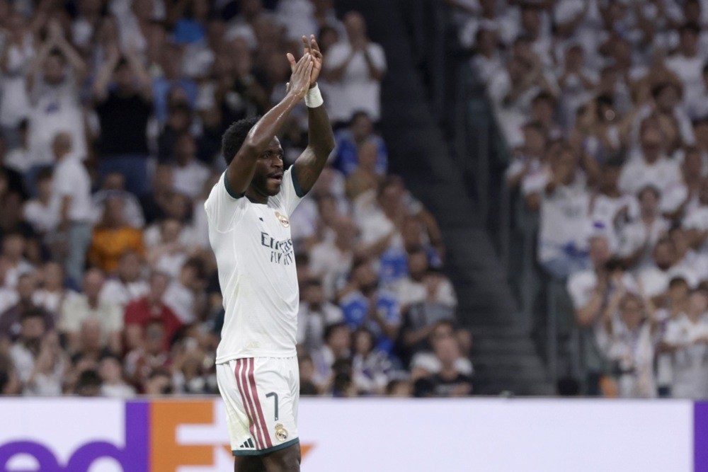 Vinicius đang gây thất vọng ở Real Madrid. Ảnh: EPA IMAGES. 