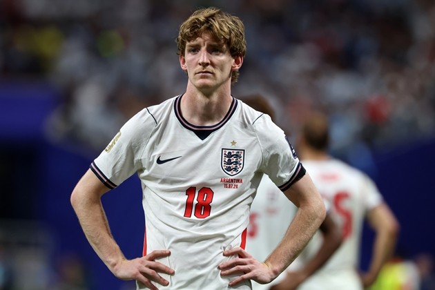 Gordon và các đồng đội từng thất bại trước Tây Ban Nha tại World Cup 2026. Ảnh: EPA